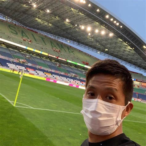 福西崇史さんのインスタグラム写真 福西崇史instagram「 スタンドの上まできっちり ソーシャルディスタンス 🏟 ある意味