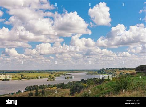 Volga River Village Hi Res Stock Photography And Images Alamy