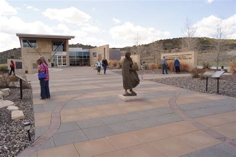 The Plaza California Trail Interpretive Center