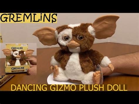 REVIEW - GREMLiNS - Dancing Gizmo Plush Doll - by NECA