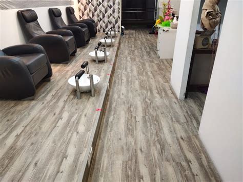 Sentuhan Pemasangan Yang Cantik Dan Kemas Dengan Vinyl Flooring Dari Al