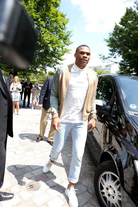 Photo Le Basketteur Russell Westbrook Lors Du D Fil Louis Vuitton