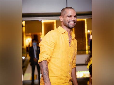 Shikhar Dhawan To Make His Bollywood Debut With Huma Qureshi Sonakshi Sinha S Double Xl