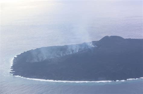 New explosive-effusive activity at Nishinoshima volcano, Japan - The ...