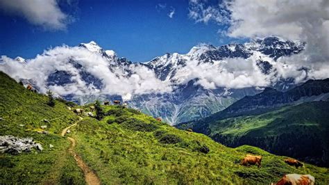 Thru Hiking The Via Alpina Green Trail Stage C11 Lauterbrunnen To