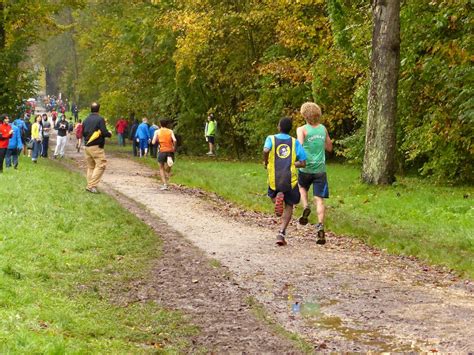 Fotos gratis para caminar persona sendero corriendo correr París