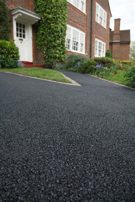 How Much Does It Cost To Install An Asphalt Driveway