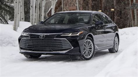 2021 Toyota Avalon Review What S New Interior Space AWD Vs Hybrid