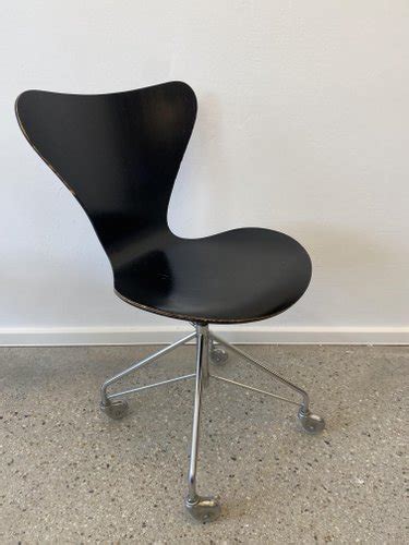 Schwarzer Modell B Rostuhl Von Arne Jacobsen F R Fritz Hansen