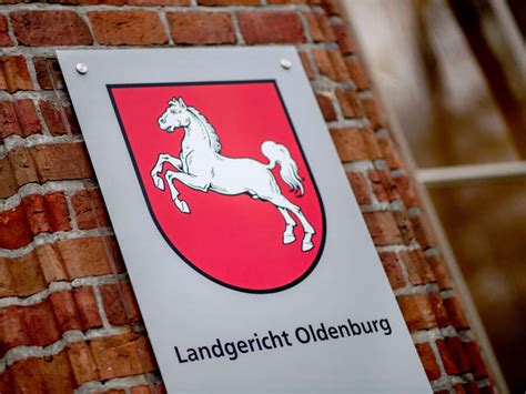 Mord In Brake Mann Soll Frau Beim Sex Erw Rgt Haben Prozess Vor Landgericht Oldenburg
