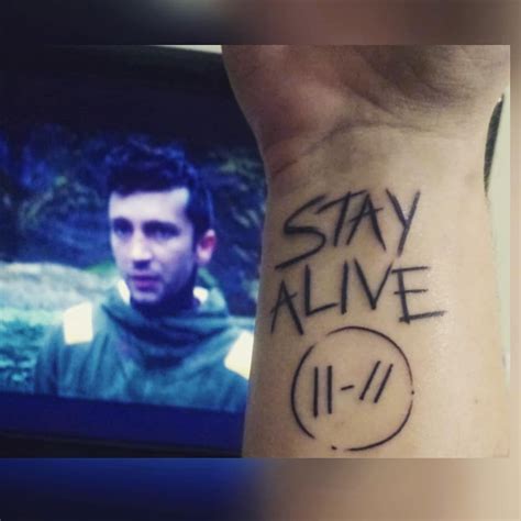 Stay Alive Twenty One Pilots Tattoo Idea Tatuagem Twenty One Pilots Twenty One Pilots Tattoo