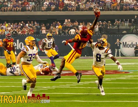 Photos See Our Best Shots From Usc S Win Over Lsu Trojansports Usc