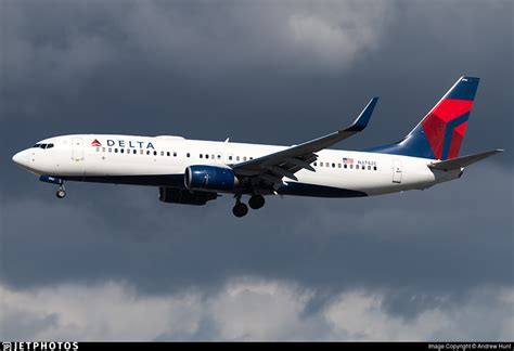 N C Boeing Delta Air Lines Andrew Hunt Jetphotos