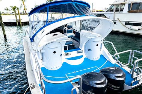 Paradise Island Glass Bottom Boat Tour With Live Commentary Getyourguide