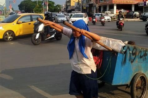 Gus Baha Ungkap 1 Amalan Doa Agar Terhindar Dari Fakir Dan Kemiskinan