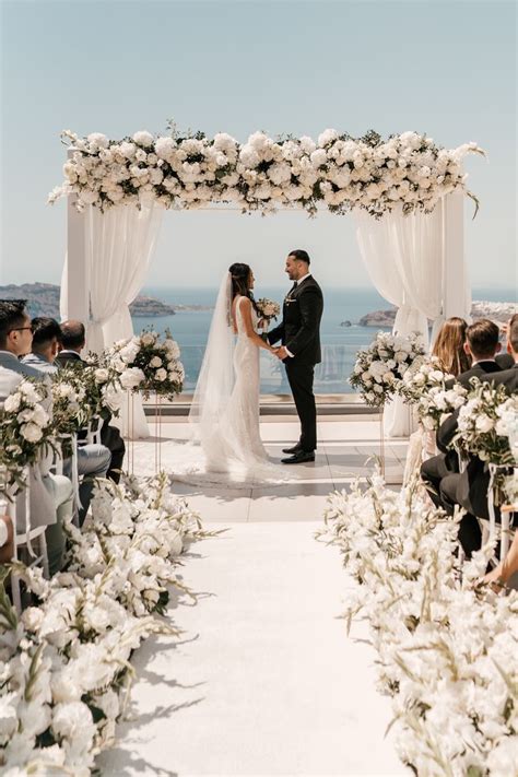 Elegant Wedding In Greece Santorini Wedding Venue White Wedding