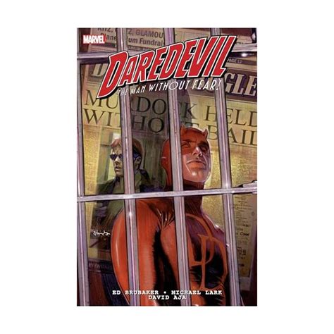 DAREDEVIL BY BRUBAKER AND LARK ULTIMATE COLLECTION TP BOOK 01