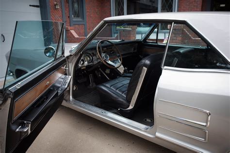 1964 Buick Riviera Interior