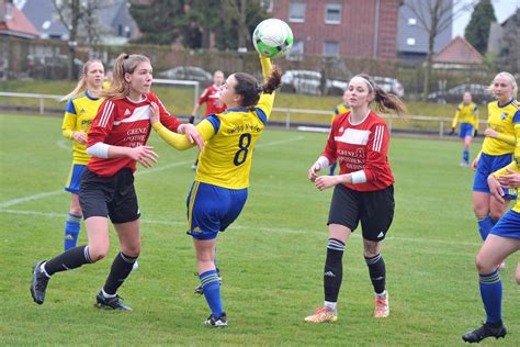 Spvgg Vreden Schockt Den Fc Oeding Im Kellerduell Fu Ball