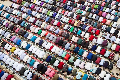 Reasons Why Muslims Are The Worlds Fastest Growing Religious Group