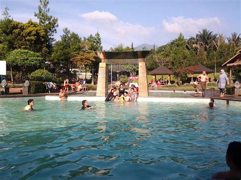 11 Hot Springs In Bandung And Garut Where You Can Soak In