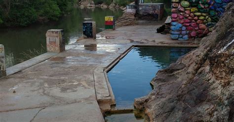 Verde Hot Spring Is An Easy Hike In Arizona That Leads To A Hidden Oasis