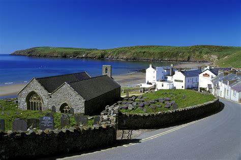 yg arfordir cymru nt welsh coast aberdaron coastal tourism centre