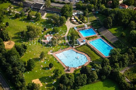 W Rzburg Aus Der Vogelperspektive Schwimmbecken Des Freibades