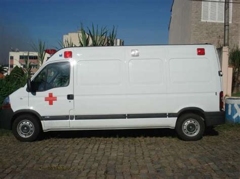 Ambulância renault master 2010 uti móvel nova em Volta Redonda Venda