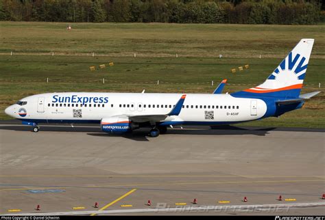 D ASXF SunExpress Germany Boeing 737 8AS WL Photo By Daniel Schwinn