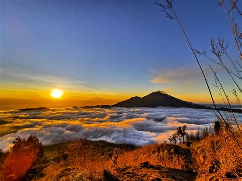 Mendaki Gunung Batur Sewa Mobil Cosmo Bali Tour