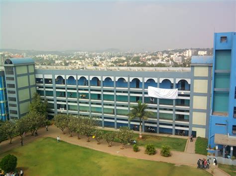 VIT | Top Engineering Colleges of India | Proline Consultancy