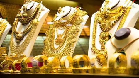 Gold Price Today Gold Prices Fall Check Rate Of Precious Metal In Delhi Noida Jaipur