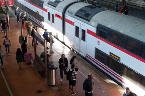 Cortada La Circulaci N De Cercan As Madrid En El T Nel De Recoletos Por