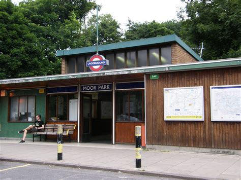 Moor Park Station A Picture From North Harrow To Watford