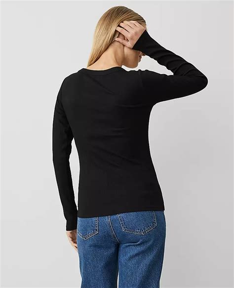 Long Sleeve Scoop Neck Tee