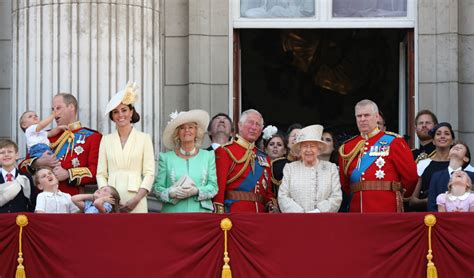 Regina Elisabeta A Ii A I Prin Ul Charles Nt Lnire De Urgen Pentru