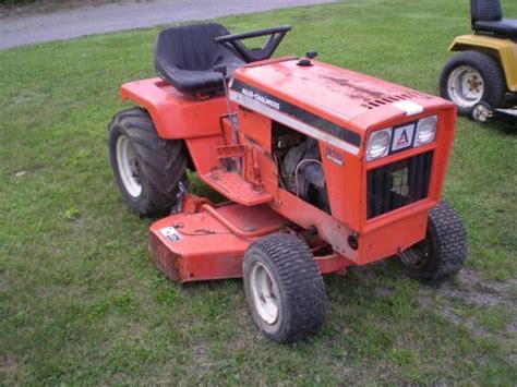 Lot 44B ALLIS CHALMERS 916 HYDRO LAWN TRACTOR 48 DECK Tractors