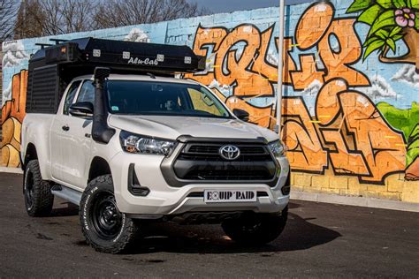 TOYOTA HILUX REVO CANOPY CAMPER RAID Tous Les Accessoires Et Les