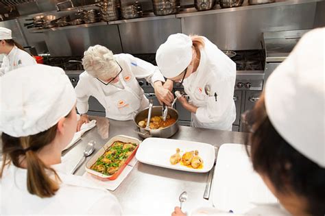 Feeling The Heat Le Cordon Bleu Is Closing Its Us Cooking Schools