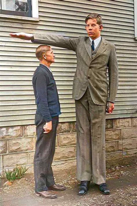 Robert Wadlow The Tallest Man Ever In History Malevus