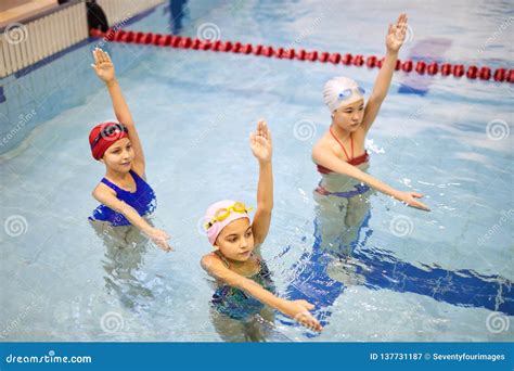 Aqua Aerobics In Pool Stock Image Image Of Learn Active 137731187