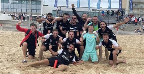 Beach Soccer L Quipe De Mouilleron Sport Football Disputera La Coupe