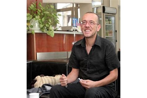 Дим Дуков емигрира?