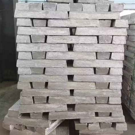 China Magnesium Ingot Magnesium Metal Alloy Ingot Pure Manufacturers