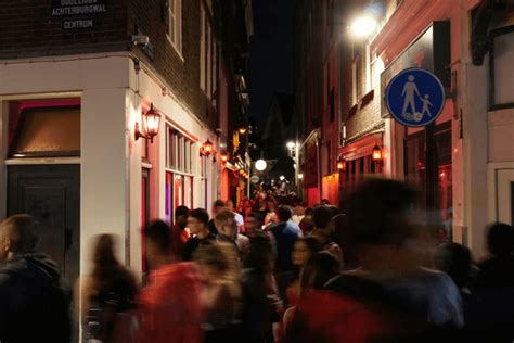 Walking Tour Red Light District Thingstodoinamsterdam