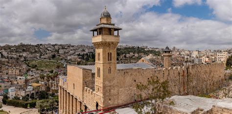 ibrahimi mosque   threat  judaization  ramadan