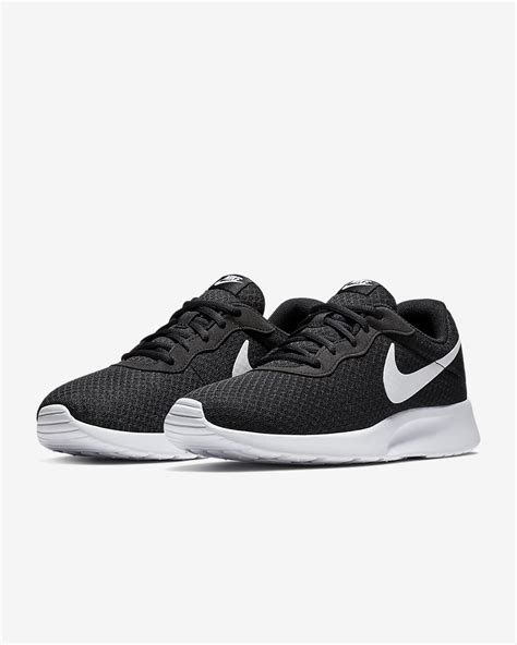 Nike Tanjun Men S Shoe Nike Id