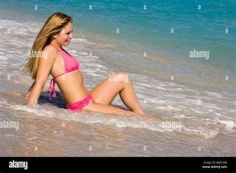 Female Caucasian Wearing Pink Bikini Hi Res Stock Photography And Images Alamy