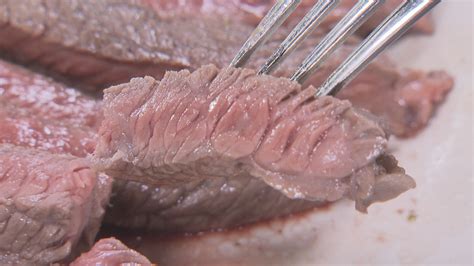 【プロに聞いた】ステーキを焼くときに失敗の少ないお肉はどっち？？｜sitakke【したっけ】